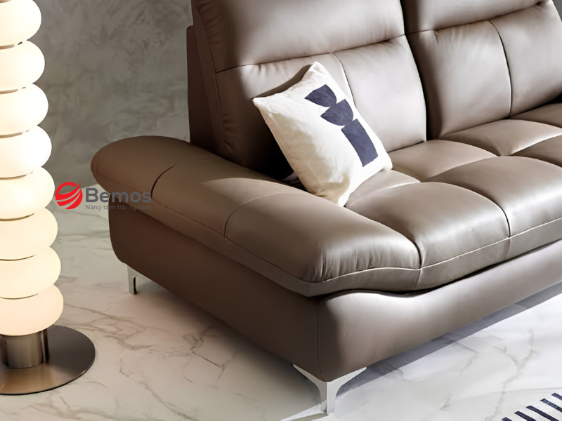 Sofa da màu nâu