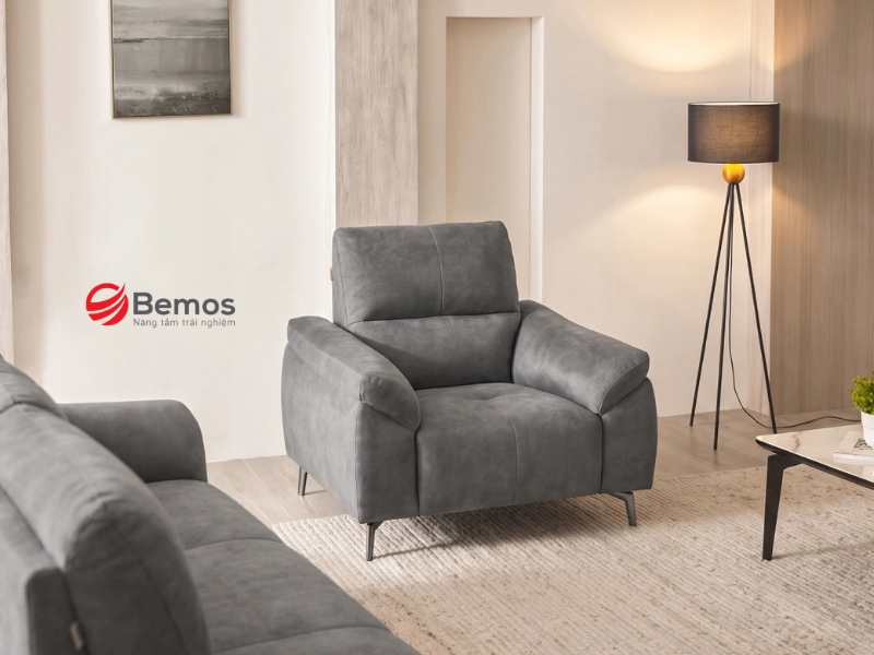 Chọn sofa đơn màu xám thanh lịch dễ ăn nhập nội thất phòng khách