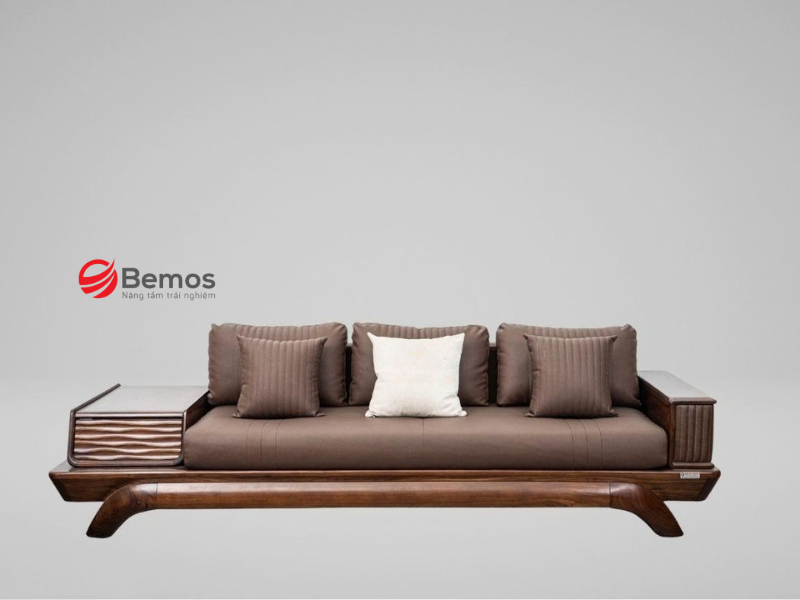 Giá trị thực tế của sofa gỗ mun trong không gian sống